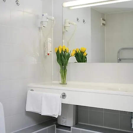 Centre מלון קובנה